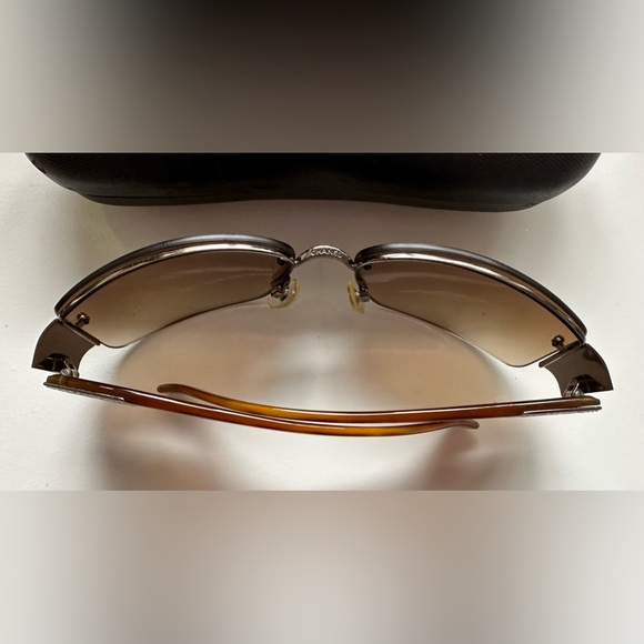 Authentic Chanel Tortoise Sunglasses with Rhinestone 4117-B C.275/13 62.16 125 - Picture 13 of 16